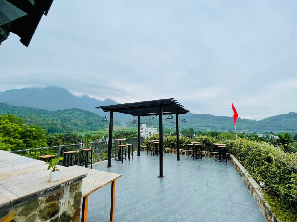 sân thượng villa